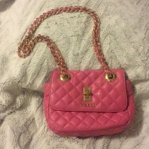 GUESS small purse. SUPER CUTE🌸